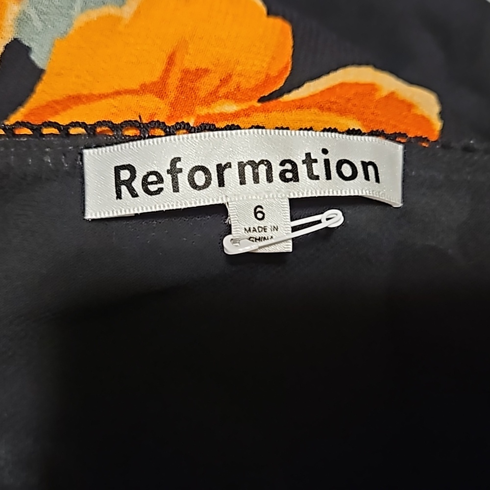 NEW Reformation Layla Skirt in Consuelo Black Floral Midi Size 6 #1629 - Picture 8 of 8